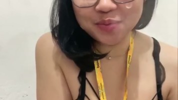 Mau Dong Lihat Susu Uting BabyDiyan ID 33826719 Dream