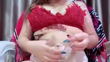 Matchalate BH Merah Keluarkan Susu Toge