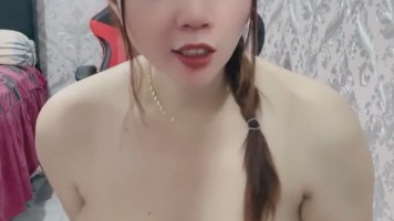 Memek Becek Cichie Mancur Omek Bodinya Montok