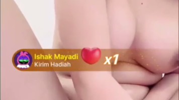 Miss Jess Cute Colok Memek Pink Pake Lipstik