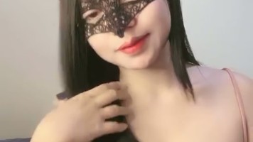 Kenzy Cantik Lepas Daleman Ebot Menggoda