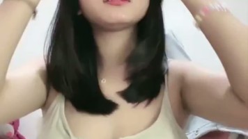 Canaya Gadis Cantik Live Pamer Bodi Memek Tembem